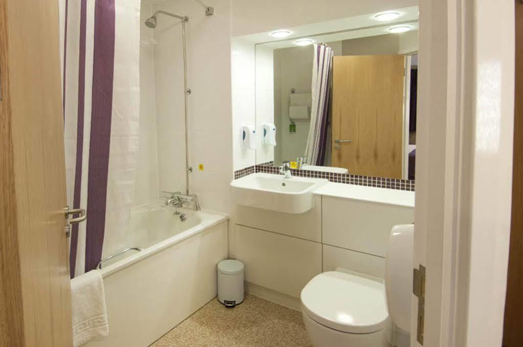 Premier Inn Greenock Exterior foto